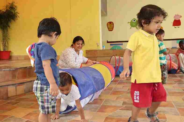 Afterschool Activities 3 After-school activities